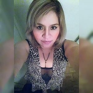 Meet your Posher, Lauraa